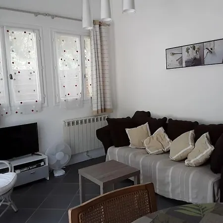 Dans Propriete Privee, Maison Chaleureuse Au Calme Lejlighed *